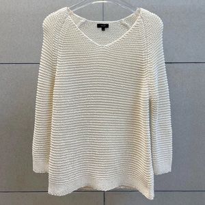 Solar hollow sweater